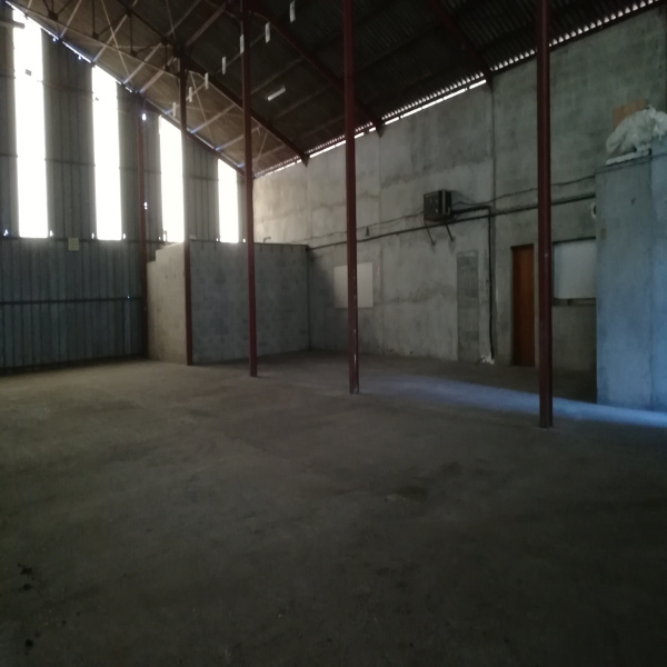 Location Immobilier Professionnel Local commercial Moissac 82200